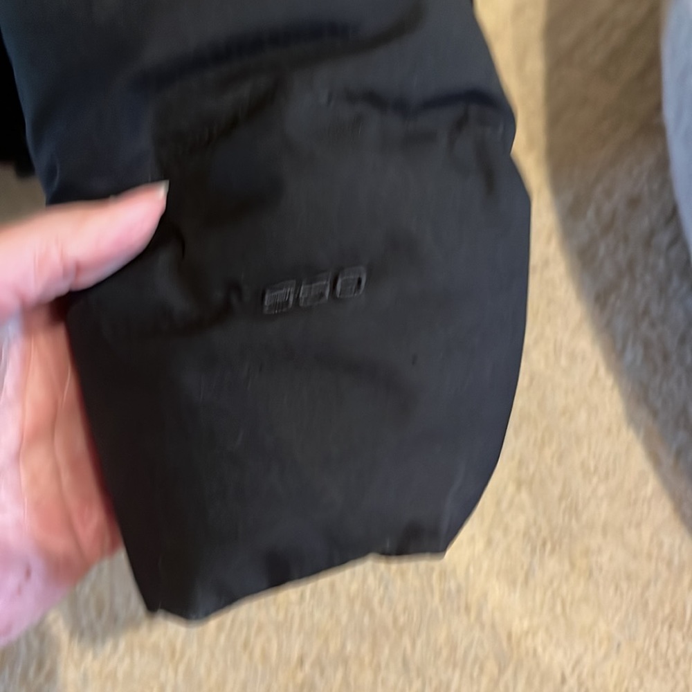 The North Face Black Hooded Jacket - Picture 7 of 9